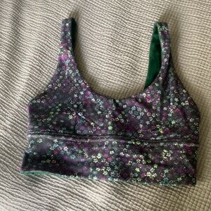 Reversible lululemon sports bra